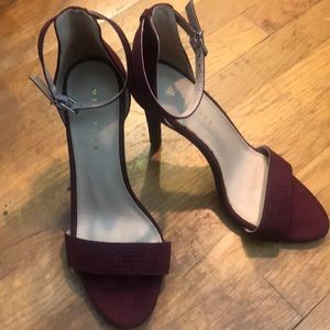 Metaphor heels burgundy